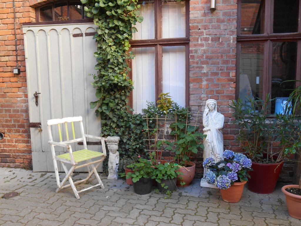 Apartment Silberne Lilie Quedlinburg Exterior photo
